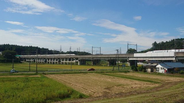 現場写真】走行中に「こまち」「はやぶさ」分離して停車 東京〜新青森間の上下で運転見合わせ  脱線状況など調査（tbc東北放送）｜ｄメニューニュース（NTTドコモ）