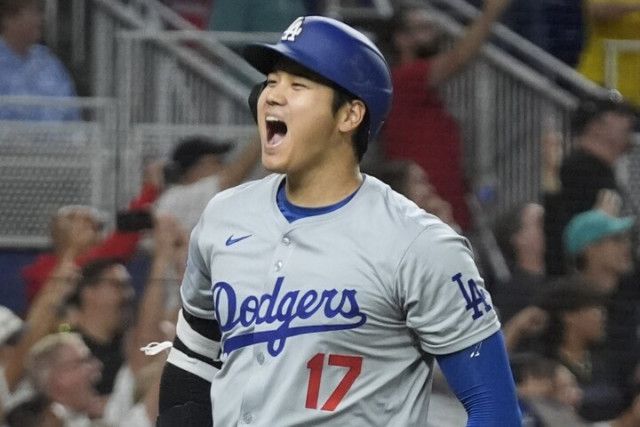 51-51”到達の大谷翔平、“50号記念球”の行方について「キャッチしたファンはボールを持ち帰ってしまった…。ドジャースはボールを取り戻せなかった」と米記者報道（THE  DIGEST）｜ｄメニューニュース（NTTドコモ）