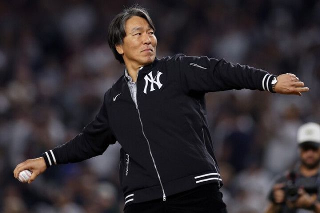 おかえりゴジラ」「愛しているよ！」松井秀喜の始球式をMLB公式が公開！ 本拠地のマウンドに立った英雄に現地ファンも熱狂「ヤンキースのレジェンド」（THE  DIGEST）｜ｄメニューニュース（NTTドコモ）