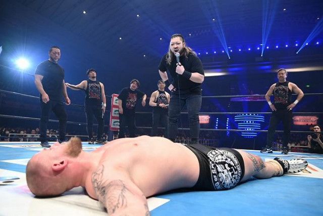 平沼選手　エルボー 平沼選手 エルボー 平沼選手 エルボー 平沼選手 エルボー 平沼