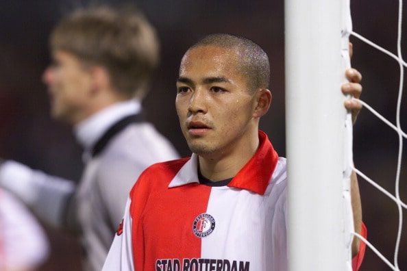 小野伸二、V・ペルシーらがいた2002年の“オランダ対決”は熱かっ