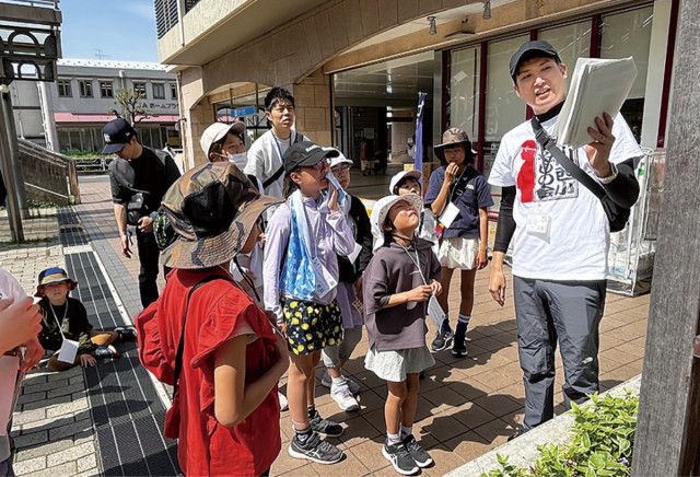 おやじの会が街を案内 「新人」に危険箇所等教える〈横浜市都筑区〉