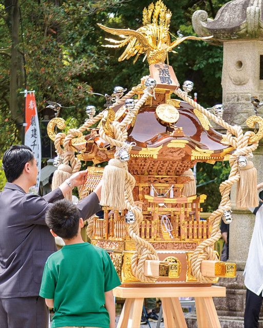 師岡熊野神社に宮神輿 氏子が造営し、奉納〈横浜市港北区〉