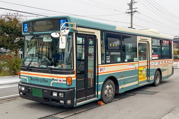 「埼玉の超山奥」の秘境バス路線が増便？立ち客がでるほど混雑することも 何があるのか