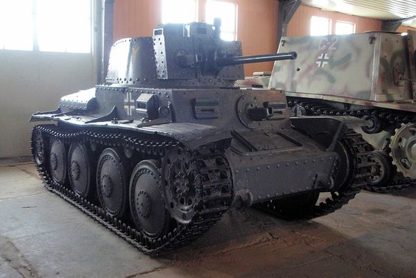 ドイツの電撃戦もこの戦車がなければ実現しなかった!? 大戦序盤の機甲部隊を支えた戦車とは 実は“チェコ製”