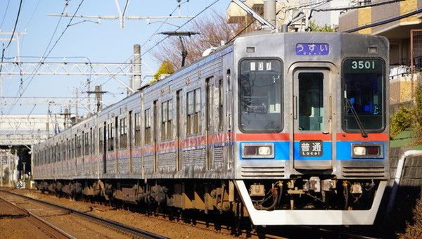 ついに実車が登場！「京成線の新型車両」いつ運行開始？ 既存車両と連結する “激レアな光景”も（乗りものニュース）｜ｄメニューニュース（NTTドコモ）