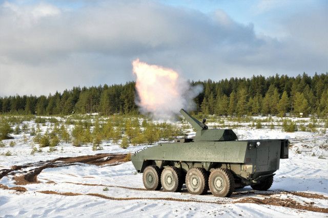 独自・ウクライナ東部戦線 1＞自衛隊車両、ポクロウシク攻防戦に