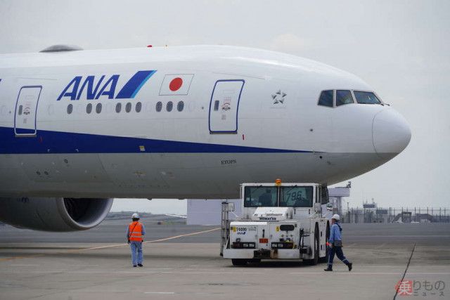 どう見ても通常機にしか見えないANA特別外装機」出現…なぜ どう見ても通常機にしか見えないANA特別外装機」出現…なぜ