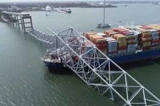 橋崩落でも物流は「なんとかなる」？ 日本とも関係深い全米有数の貨物港「封鎖」 影響は巡り巡ってやってくる!?