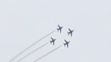 航空自衛隊の花形「ブルーインパルス」 航空祭で超絶美技　14万人熱狂の裏に“天気・地形”との戦い