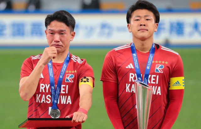 流経大柏サッカー部移動用バッグ! (1、2年生で戦う流経大柏Bは 流経大柏サッカー部移動用バッグ! (1、2年生で戦う流経大柏Bは