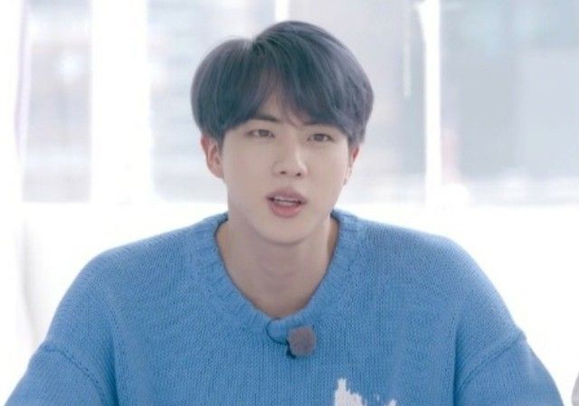 BTS（防弾少年団）」JIN、除隊を控えて「キムソクジン」クジラ発見…全世界のファン「歓呼」（WoW!Korea）｜ｄメニューニュース（NTTドコモ）