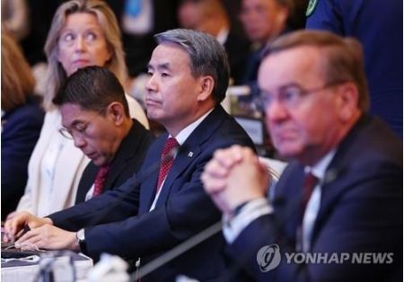 韓国国防相「北は核で脅迫する国」　アジア安全保障会議で演説