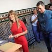 スペイン首相が辞任検討　妻疑惑