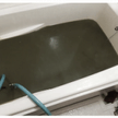 風呂釜洗浄で浴槽が豚骨スープ状態