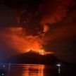 インドネシア噴火　州の空港閉鎖