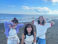 話題の月9、海辺での美人3ショットに大反響💓