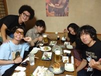 楽曲「リカ」が音楽チャート急上昇中のバンド・SIX LOUNGEが打ち上げ