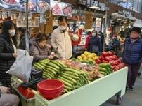 韓国の若者は食事の回数や野菜を減らし、中高年は会社の倒産や老後資産に頭を抱える　「半地下」の格差社会は今…与党大敗の総選挙ルポ