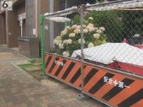 工事現場のフェンス倒れる　通行中の女性がろっ骨折る重傷　警備員の男性軽傷　強風で倒れた可能性　兵庫・尼崎市