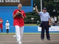 渋野日向子がソフトボール始球式で剛球披露　4年後の“五輪復活”にも喜び「自分も盛り上げていけたら」