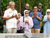被爆死した「南方特別留学生」、マレーシアから遺族が墓参りに