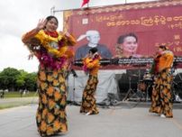 ミャンマーに「自由と民主主義」を　踊りながら母国思う若者　名古屋