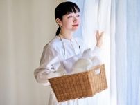 夏服の汗ジミ・臭いを防ぐ！　洗濯は水ではなく身近なアレを使うとより効果的｜洋服が長持ちする“正しい洗濯方法”とは？