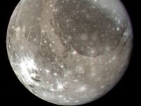 ボイジャー2号がとらえた木星の衛星ガニメデ