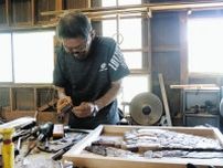 御浜の工房の一部をギャラリーに改装し公開　熊野の木工職人・倭さん