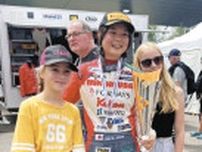 女子レーサーJuju、初のクラス優勝！「一生懸命マシンを仕上げてくれたチームに感謝」BOSS GP 第3戦