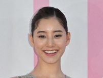 新木優子、新キャストで出演の映画『キングダム』オフショットにフォロワー「イメージとぴったり」「めっちゃ強そう！！」