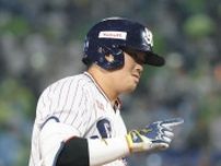 ヤクルト・村上宗隆、打撃復調気配の17号ソロ　高津監督はレフト方向への一発に「ちょっと上向きかな」