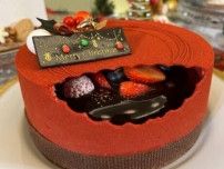 今年のクリスマスは、Z世代のパティシエ達が考案したロイヤルパークホテルのケーキはいかが?