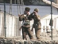北朝鮮兵士を悩殺した、韓国「水着美女」のセクシー写真