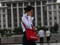 韓国国家人権委、脱北者の携帯電話使用制限の緩和を勧告
