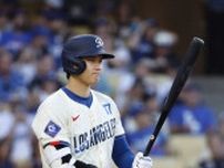 大谷翔平　３打席連続の四死球に満面笑み　一塁塁上で塁審と話し込む珍しいシーン　ＮＨＫ解説「みんな話したいんですよ」