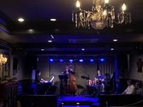 Happy Jazz Live ドラム小畑孝廣Trio + ボーカル伊藤綾（9月）