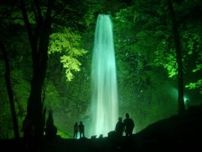 玉簾の滝　ライトアップ
