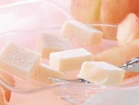 ロイズ夏限定「白桃」の生チョコレート、“国産白桃ピューレ”×まろやかホワイトチョコ