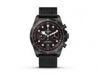 チューダー“サイクリング”テーマの24年新作腕時計「ペラゴス FXD」黒×赤ダイヤルのクロノグラフ
