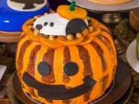 ヒルトン広島「ピーナッツ」のハロウィンビュッフェ、“ひょっこりスヌーピー”のかぼちゃケーキなど