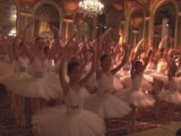 “同時つま先立ち”ギネス記録に挑戦　国際コンクールを前にバレエダンサーたちが挑む　日本人の少女たちも参加　米・NY
