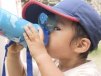 「おいしくない！」水を飲めない子どもが増加　熱中症や糖分が含まれるドリンクで肥満の心配も　専門家「レモン一切れ入れてもいい」