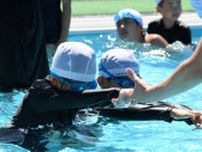 コロナ禍、授業中断で泳ぎの習熟に差　水に慣れ命守る「特訓」小学校にコーチ派遣