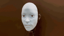 その表情は共感できる？ 最新ロボット「Emo」の特技は顔マネです