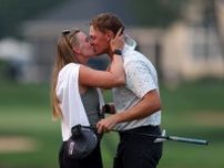 PGAツアー、注目ルーキーのV・ノーマン。恋人の女子プロが自身の試合後500キロの道のりをかけつけ初優勝をお祝い!?【佐藤信人アイズ】