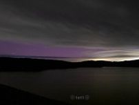 紫色に染まった夜空！「なよろ市立天文台」は「オーロラ」とみられる…北海道北部の名寄市の上空、４日午後９時20分ごろ撮影