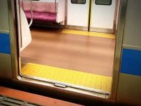 空いている電車で座るなら？　9割近くが「端の席」、そうでなければ「座らない」という人も
