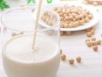 調製豆乳と豆乳飲料の違いは何？　無調整豆乳との使い分けや分離しないためのコツとは